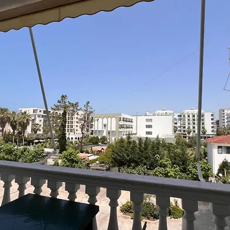 Garden Appartement Golem (Tirana)